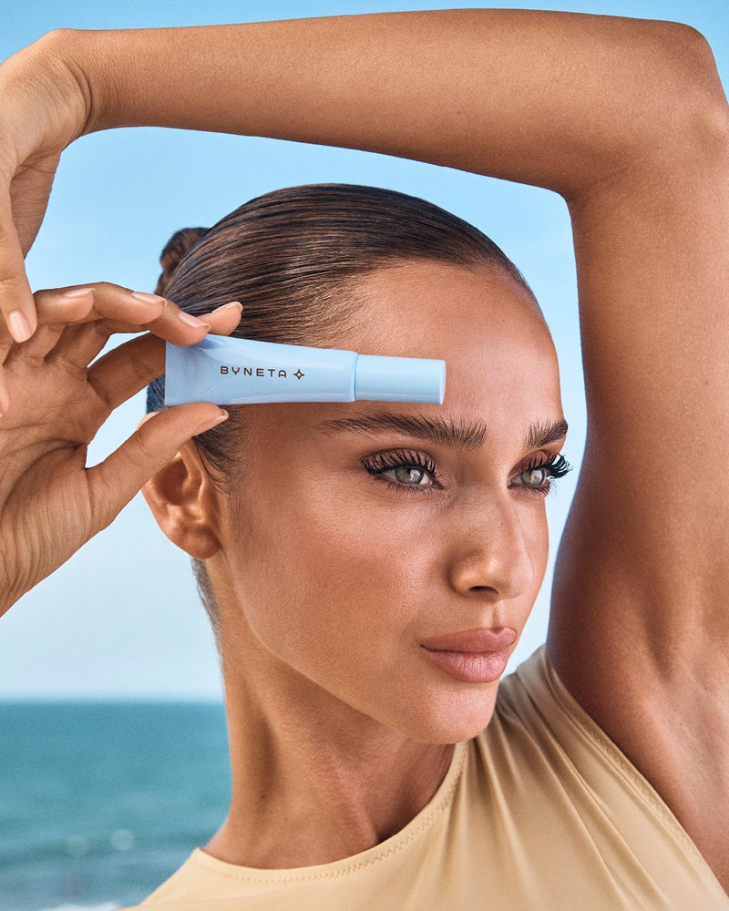 RUNWAY READY Clear Brow Gel